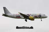 vueling-airlines.airbus-a320-214.ec-kdg.2011.07.17.imgi1089.cc