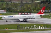 turkish-airlines.airbus-a330-203.tc-jng.2012.04.20.imgi2479.cc