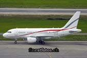 tyrolean.jet.service.airbusa318-112cj.elite.oe-lux.2012.07.15.img_1285.cc